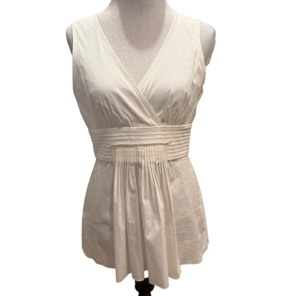 BCBG Max Azria Natural White Color V Neck Front Pleated Sleeveless Top Size M